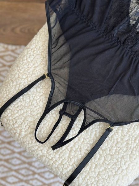 Романтична білизна   in Black color &mdash; product photo, SKU 109-DO4069