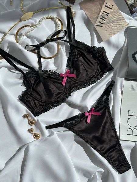Романтична білизна Women's lingerie set (bra, briefs) M - black  in Black color &mdash; product photo, SKU 109-DO3541-1