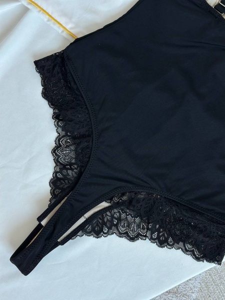 Боді Damskie body - czarny M  w kolorze Czarny &mdash; zdjęcie produktu, kod produktu 109-DO3942-1