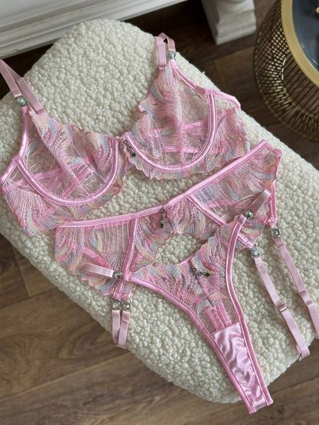 Романтична білизна   in Pink color &mdash; product photo, SKU 109-DO4026
