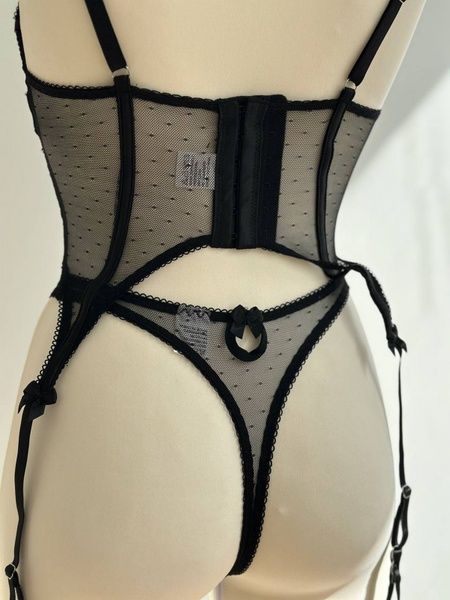 Романтична білизна Damski komplet bielizny (bustier, figi) - czarny S Nova Vega w kolorze Czarny &mdash; zdjęcie produktu, kod produktu 109-DO3805